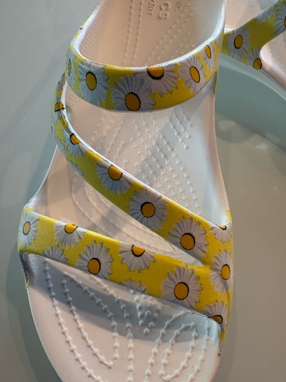 Crocs Daisy Print Sandals, 7 - Picture 2 of 8